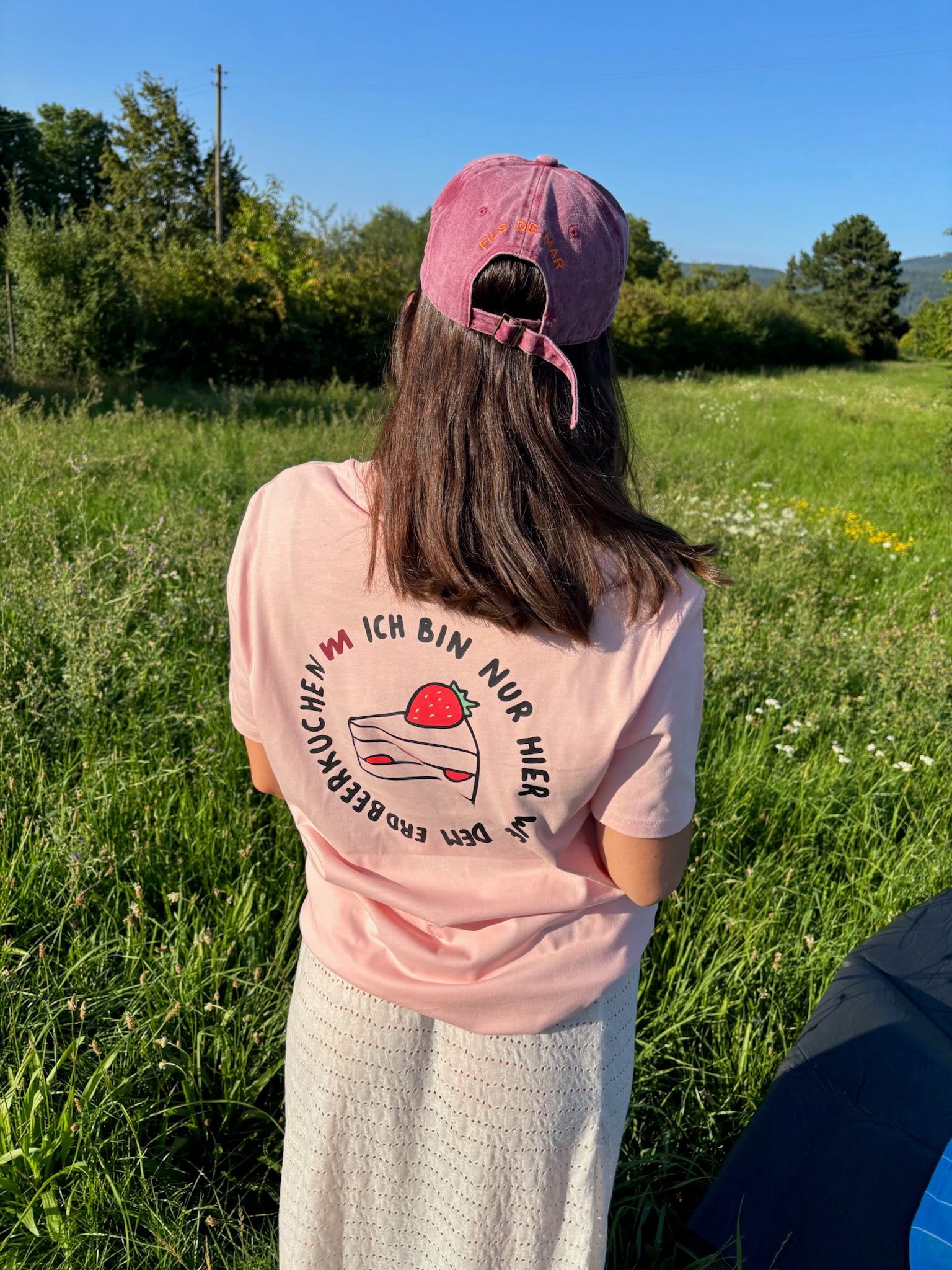 T-Shirt - Ich bin nur hier wegen dem Erdbeerkuchen